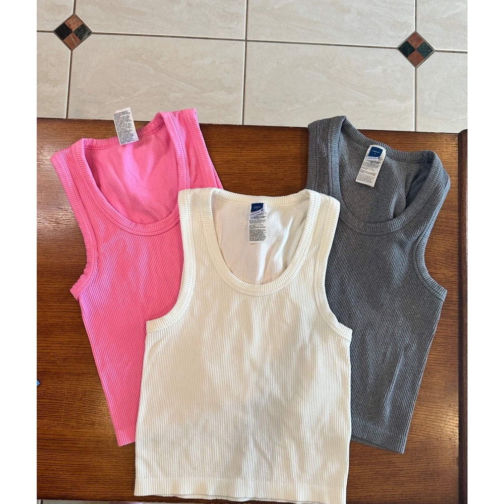 Old Navy Exhale Seamless Ribbed Tank Top Bundle 3 Pack Pink White Gray Large